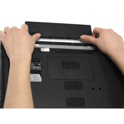 Замена батареи Dell Inspiron 15R
